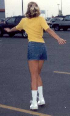 Jessica shows off her butt